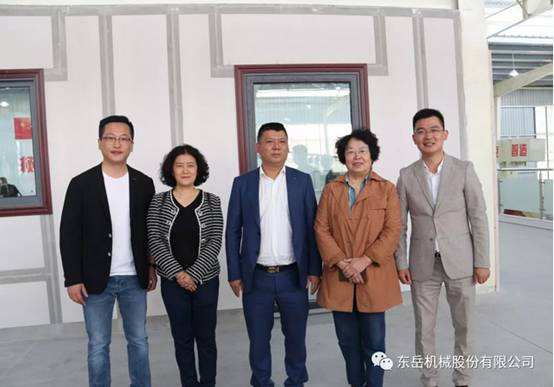 熱烈祝賀墻委會(huì)2019年會(huì)暨綠色墻材高峰論壇圓滿落幕 熱烈祝賀墻委會(huì)2019年會(huì)暨綠色墻材高峰論壇圓滿落幕